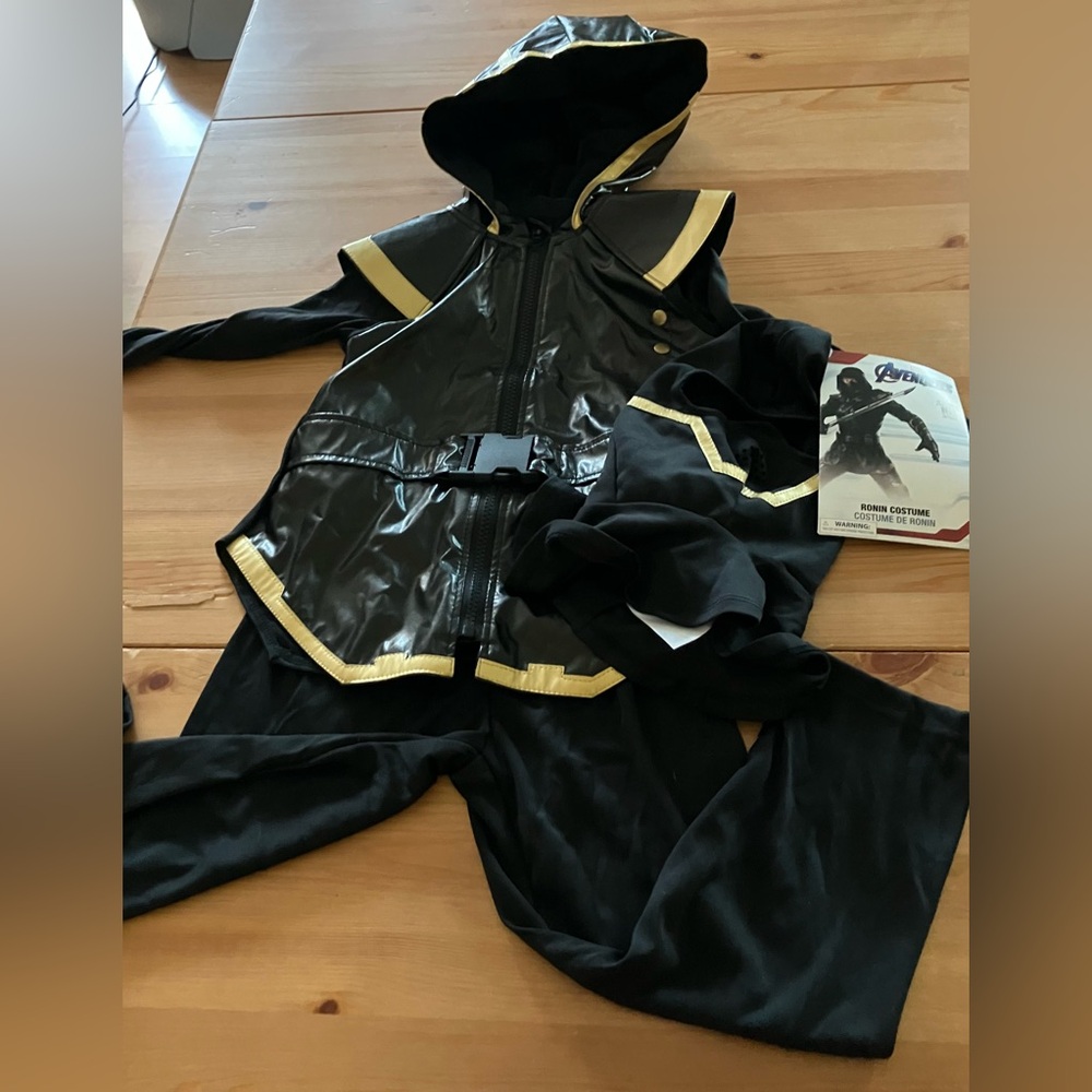 NWT Disney Store Marvel Avengers Toddler Size 4 Ronin Costume - Picture 1 of 8